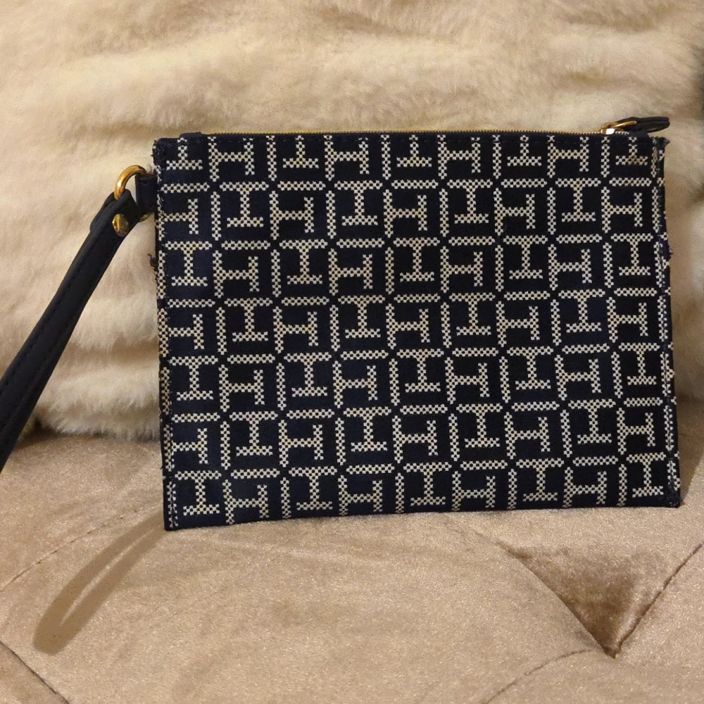 Tommy Hilfiger Navy Blue Patterned Wristel Purse - Picture 6 of 7